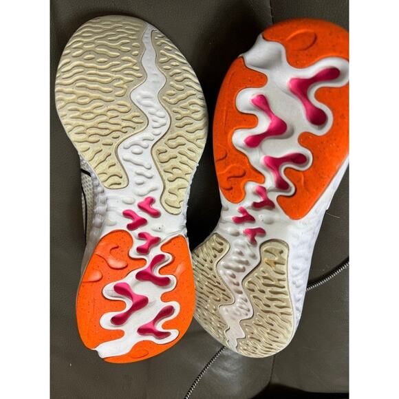 SHOES Nike White Yellow Orange And Pink Renew Running Shoes Size 5.5Y - Picture 4 of 5